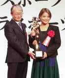 「日本スポーツ賞大賞の阿部詩」の画像1