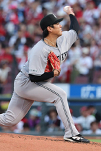 力投する又木　プロ野球