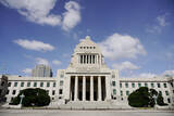 「衆院議員資産、平均３２７８万円」の画像1