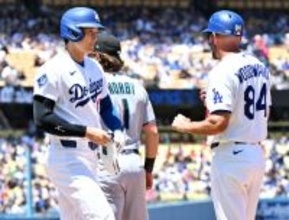 四球で出塁した大谷　大リーグ