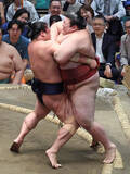「若隆景、辛抱強く＝大相撲夏場所」の画像1