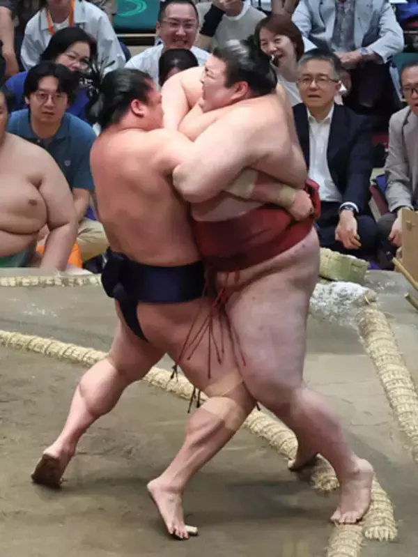 若隆景、辛抱強く＝大相撲夏場所