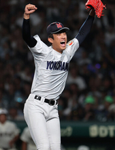 エースで空気一変＝横浜の織田、圧巻の１５６キロ―高校野球