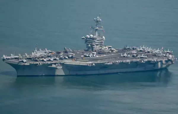 米空母ワシントンが中東入り