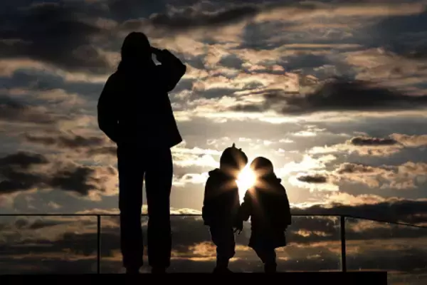 都心で望む初日の出