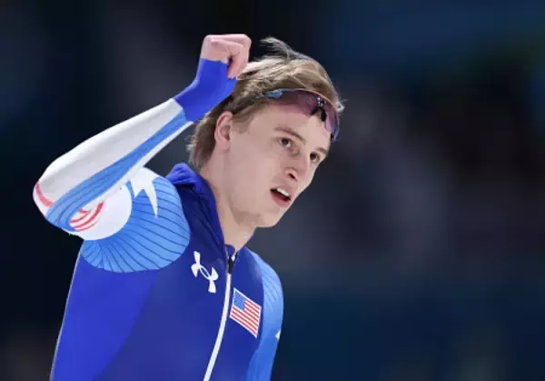 ガッツポーズするストルツ　五輪