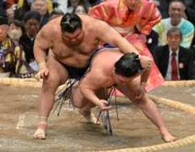 高安のすくい投げ