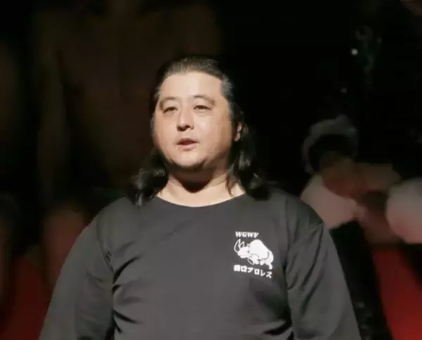 長州小力さんを書類送検へ＝期限切れ免許証で信号無視容疑―警視庁