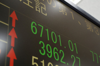 東京株、初の６万７０００円超え