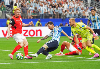 メッシの２点目　Ｗ杯サッカー