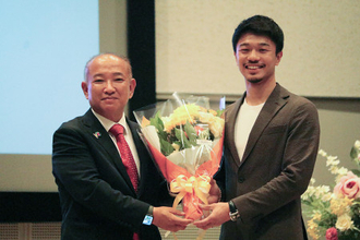 中谷潤人、復帰は来年に