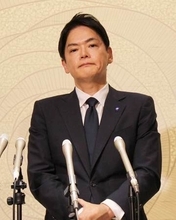 山中前横浜市長、出直し選出馬へ