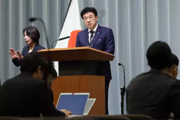 日本政府、中国公船侵入に抗議