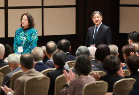 天皇陛下、山岳会記念式典に