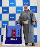 「安青錦、化粧まわしに発奮＝出身ウクライナの伝統文様―大相撲」の画像1