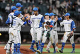 「喜ぶ日本ハムナイン　プロ野球」の画像1