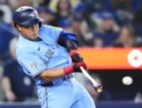 岡本、貴重な適時打＝米大リーグ・ブルージェイズ