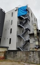 集合住宅で火災、２人死亡＝２人意識不明―大阪