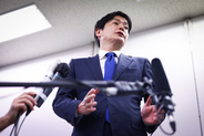 落選山中氏、「反省」届かず＝原沢氏「すぐに仕事」―横浜市長選