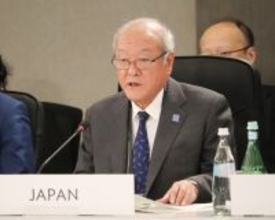 ２７年会合の日本誘致表明