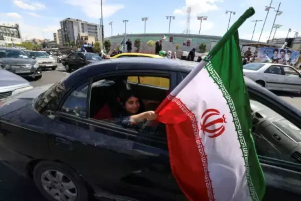 停戦に安堵するテヘラン市民 市内には「勝利」と「不安」の声