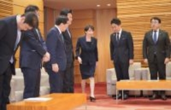 旅券手数料、７月から９０００円