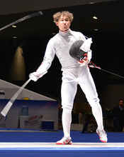 試合に臨む西藤