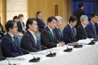 自動運転車、世界シェア２５％に＝官民の工程表、素案提示―成長戦略会議