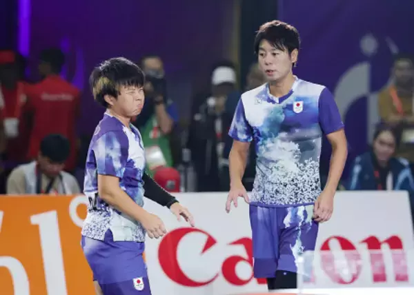 悔しがる坂本、早稲組　アジア大会