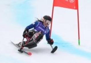 得意の大回転、意地の滑り＝負傷乗り越えた村岡―アルペンスキー女子座位〔パラリンピック〕