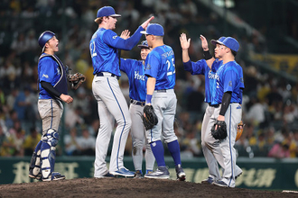 喜ぶＤｅＮＡナイン　プロ野球