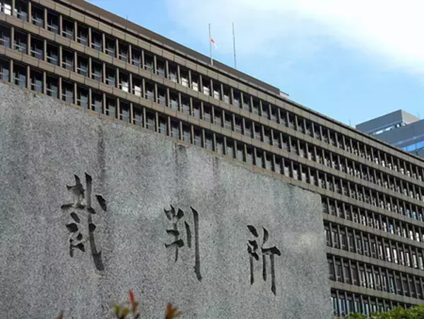 元大阪府警警察官２人に有罪判決＝家宅捜索中に暴行―地裁