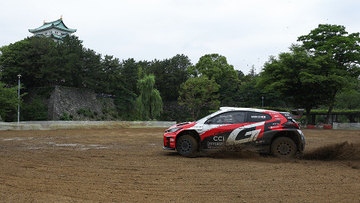 名城公園でラリーカーが激走