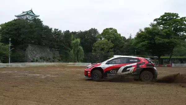 名城公園でラリーカーが激走