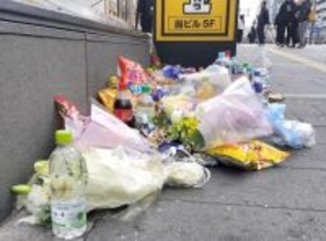 死亡少年、首に深い切り傷＝逮捕の男、強い殺意か―１７歳３人死傷・大阪府警