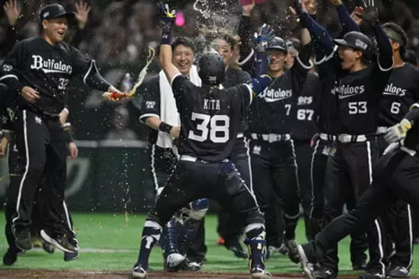オリックスがサヨナラ勝ち＝プロ野球・オリックス９―６楽天