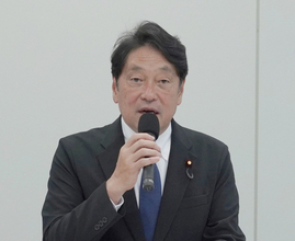 子育て世帯に上乗せ検討＝中低所得者対象、手取り増へ―給付一本化案を提示―国民会議