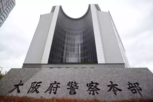 マンションで住民３人切り付け＝少年か、直後に飛び降り死亡―大阪