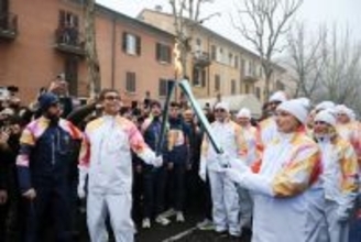 ７日未明に開会式