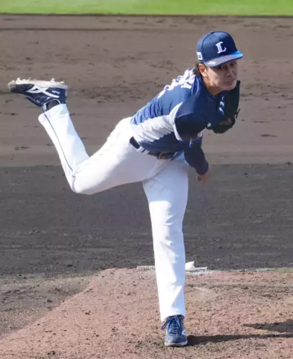 力投する篠原　プロ野球