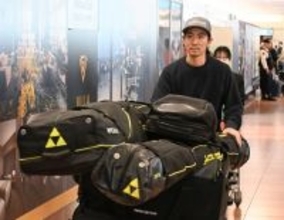 現役最後の試合終え帰国