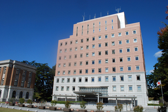駐車場で２８歳女性死亡＝現場から逃走の３４歳男性が事故死―群馬県警