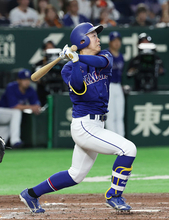 岡林の先制３ラン　プロ野球