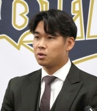山下は６００万円減＝プロ野球・オリックス