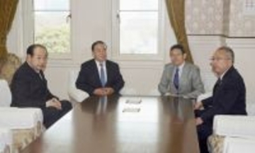 特別国会、１８日召集