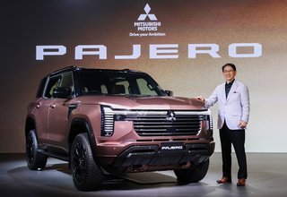 三菱自、新型パジェロお披露目