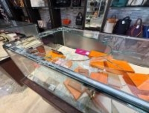 東京・広尾でブランド品窃盗＝複数人侵入、被害８０００万円か―警視庁