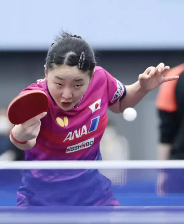 練習する張本美