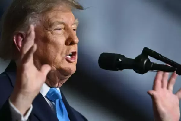 トランプ氏、イランのＬＡ攻撃容認か「やらせておけばいい」 民主党の地盤