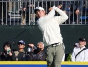 蝉川のショット　男子ゴルフ